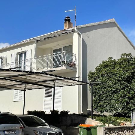 Apartment Jukic Sveti Filip i Jakov Exterior foto